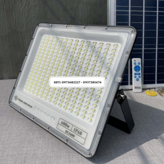 Đèn năng lượng mặt trời chống lóa mắt ngọc 600W New 2024 – Tấm pin mono