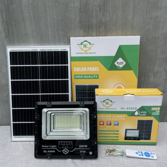 Đèn pha năng lượng mặt trời 200w mã HL-8200S – Tấm pin mono – Mẫu mới 2024